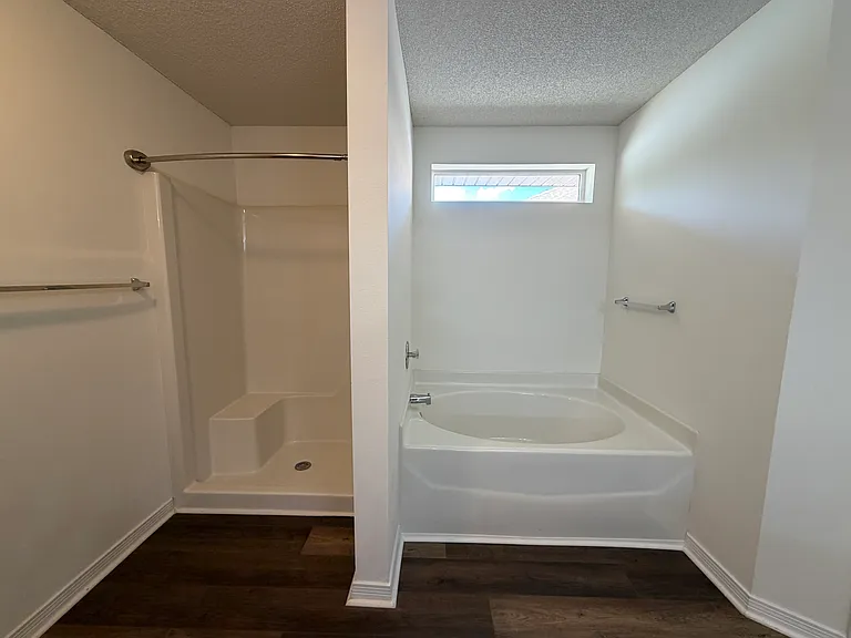 562 Batten Blvd — Photo 21