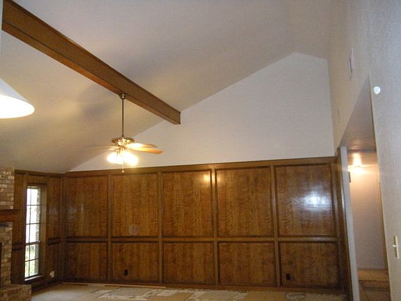 4th image of 64 Garland Ct