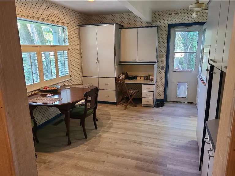3445 NW 10th Ave — Photo 13