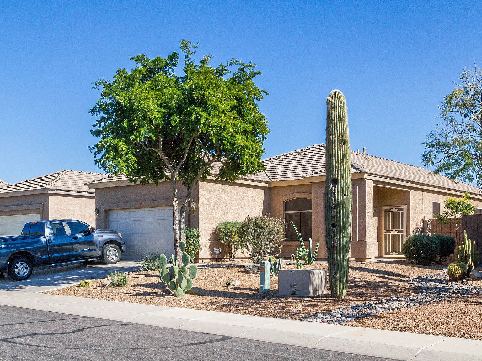 4227 E Tether Trl, Phoenix, AZ 85050 | Zillow