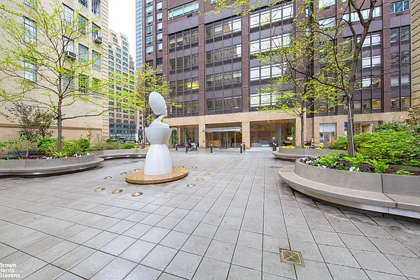Rented by Brown Harris Stevens | media 10
