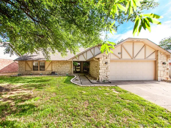 5912 E 80th St, Tulsa, OK 74136