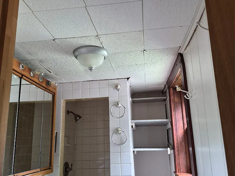 2508 Edgemont Dr — Photo 15