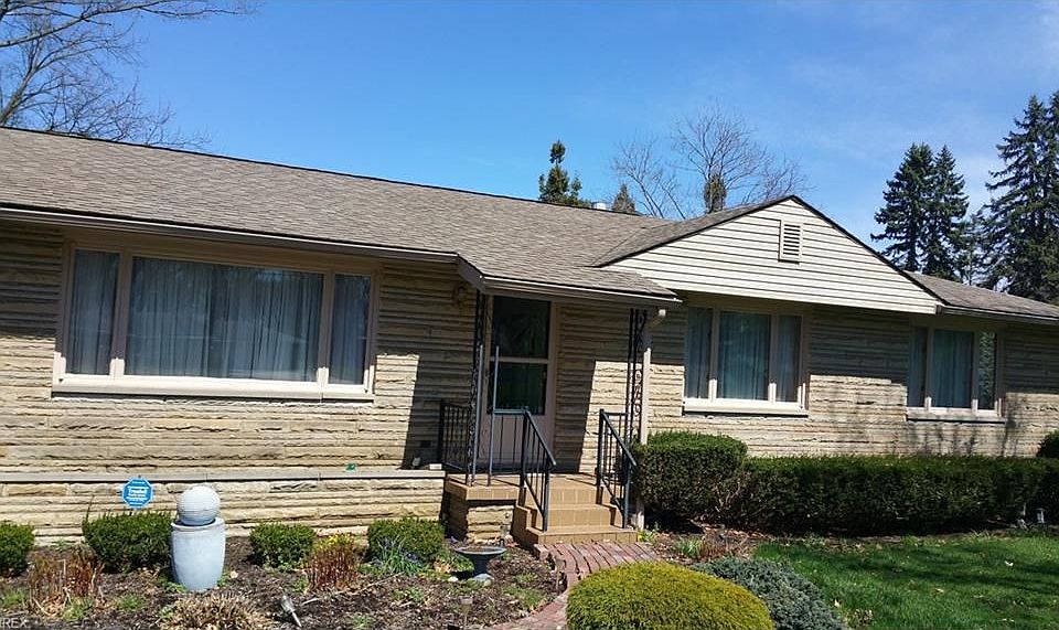 1st image of 3159 Gretchen Dr NE