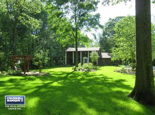 909 Deer Track Ct, Oneida, WI 54155
