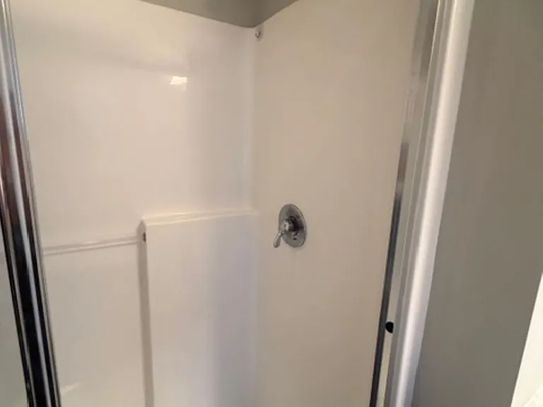 1609 Apsley Ct — Photo 12