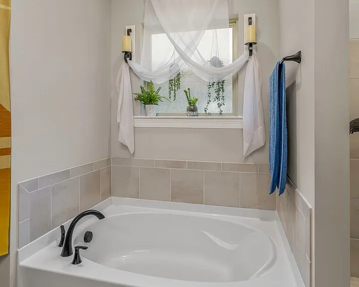 754 Crozier Dr — Photo 15