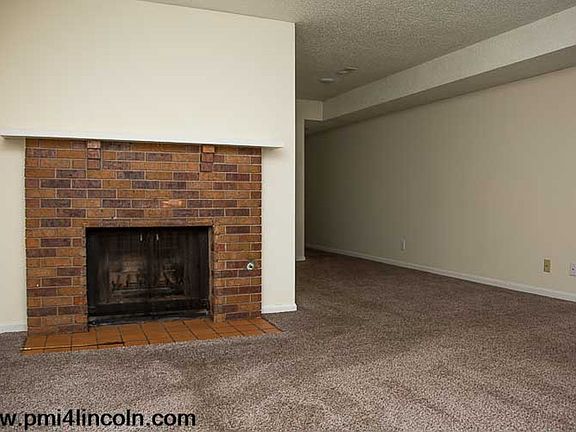 3rd image of 5330 Leighton Ave #1