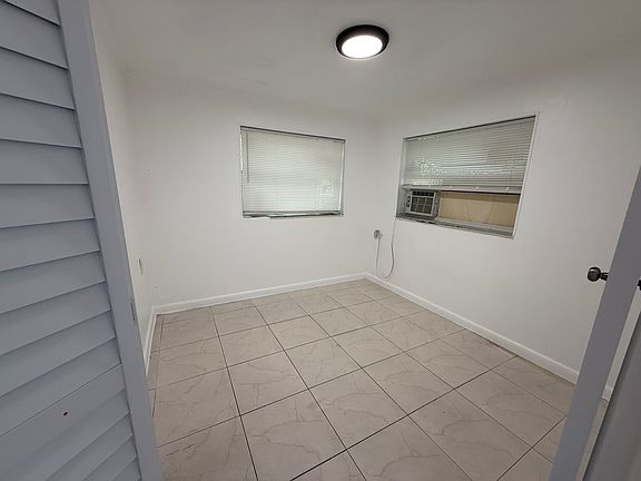 3rd image of 3705 SW 13th Ct #4A