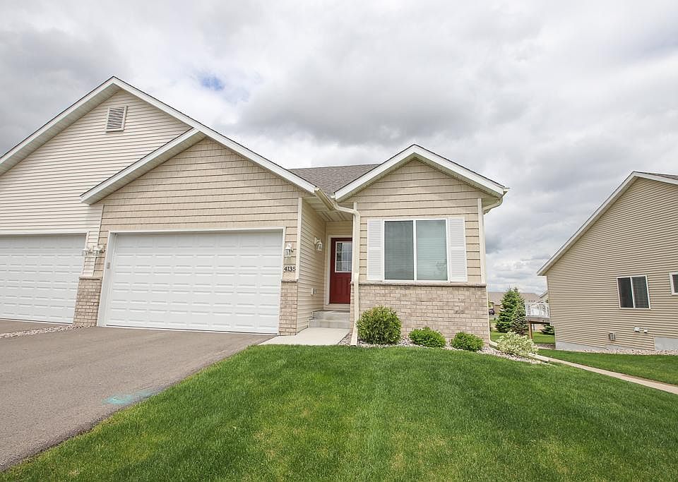 1st image of 4135 Blakewood Dr