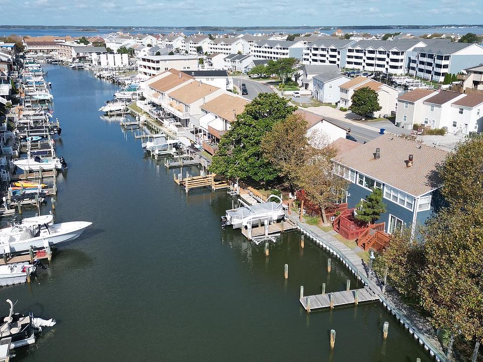 1st image of 135 Newport Bay Dr Unit 8