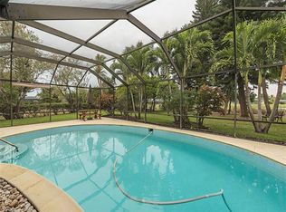 371 Juli Fe Dr, Naples, FL 34110