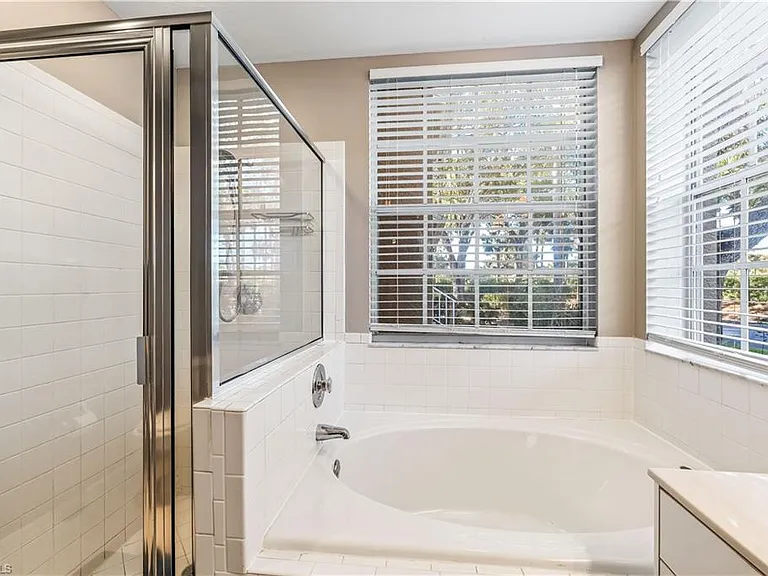 24827 Lakemont Cove Ln #101 — Photo 12