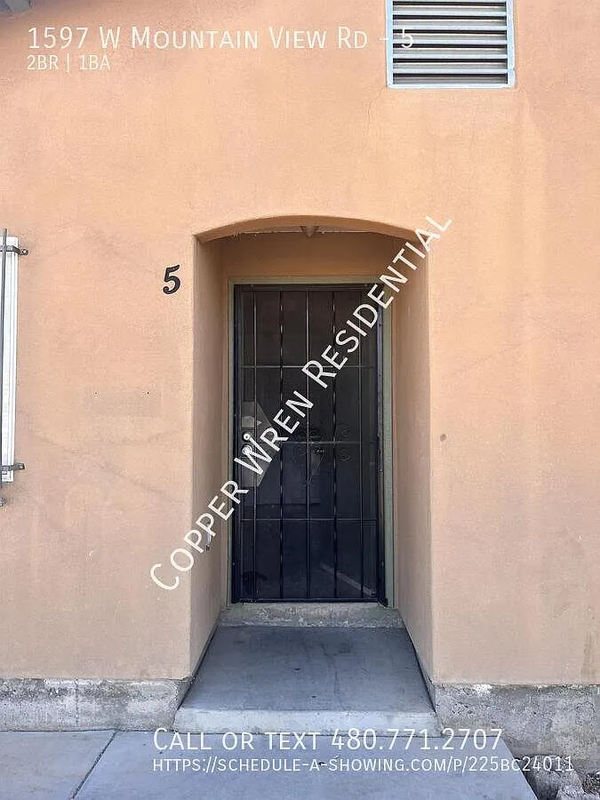 2 Bed with Washer/Dryer + Free Rent — Photo 2