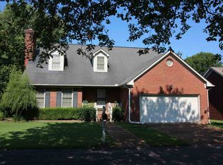 12 Hedgerow Pl, Jackson, TN 38305