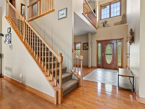 3rd image of 3253 Rosedale Ct
