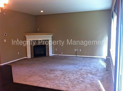 2nd image of 606 183rd Street Ct E