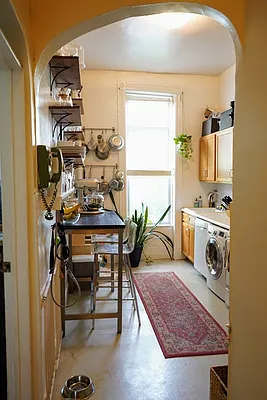 Rented by Brownstone Property Group | media 28