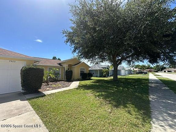 3rd image of 7423 Bumelia Dr