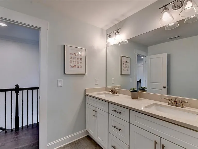 45 Sudderth St — Photo 28