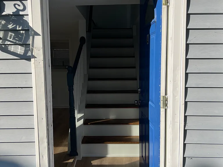 1522 E Main St #A — Photo 2