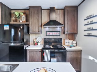 135 Prairie Dr, Sanger, TX 76266