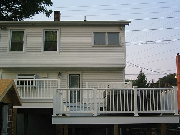 deck with spa