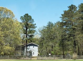 1258 Kates Neck Rd, Topping, VA 23169