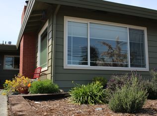 2486 McKinleyville Ave, McKinleyville, CA 95519