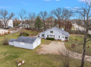 2991 Five Mile Rd NE, Grand Rapids, MI 49525