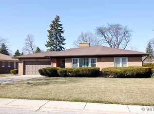4540 W North Shore Ave, Lincolnwood, IL 60712