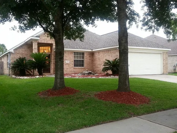 19019 Northcanyon Dr, Tomball, TX 77377