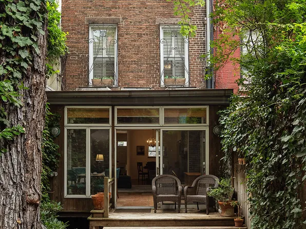 152 East 82nd Street image 13 of 14