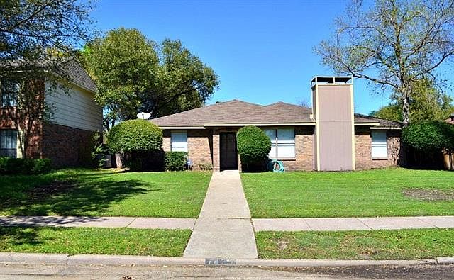 1st image of 7427 Bayberry Ln