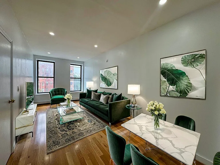 438 Lenox Ave #3 — Photo 1
