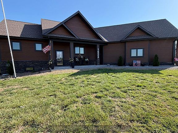 5th image of 1524 Beechwood Dr
