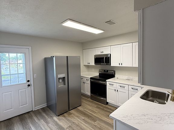 4th image of 430 Walton Ferry Rd APT 1607