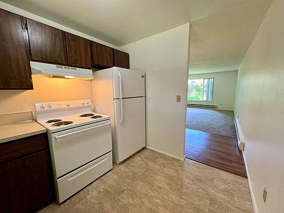 5th image of 6102 Glen Mary Ln SE APT A