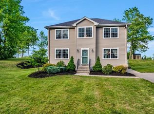48 Merriam District, North Oxford, MA 01537