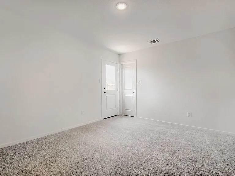 6829 Chert Chase — Photo 12
