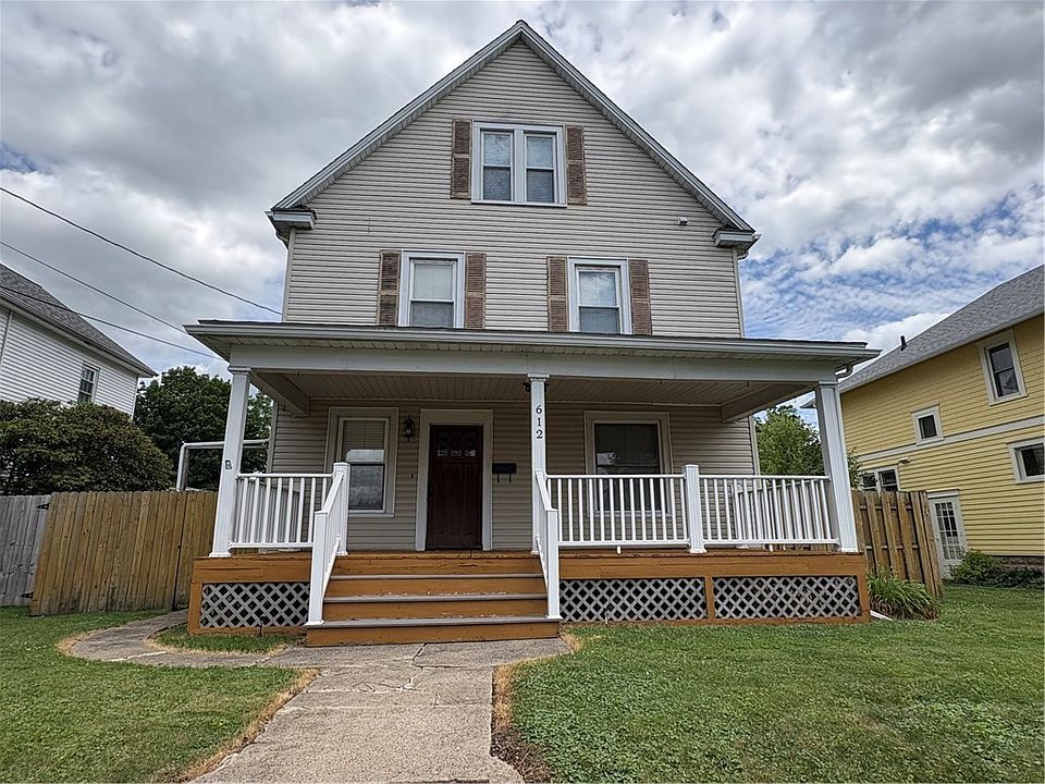 1st image of 612 Superior St