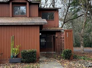 822 SW 56th Ter, Gainesville, FL 32607