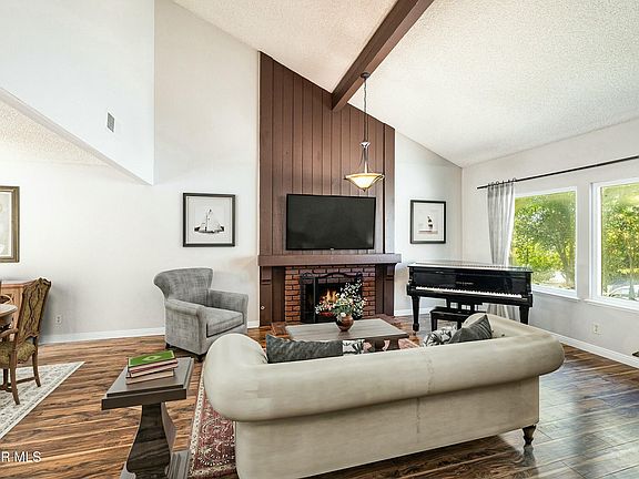4th image of 22 Peregrine Cir