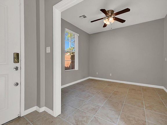 4th image of 10902 Lampione St