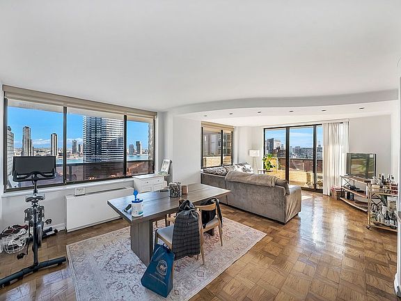 2nd image of 311 E 38th St APT 22A