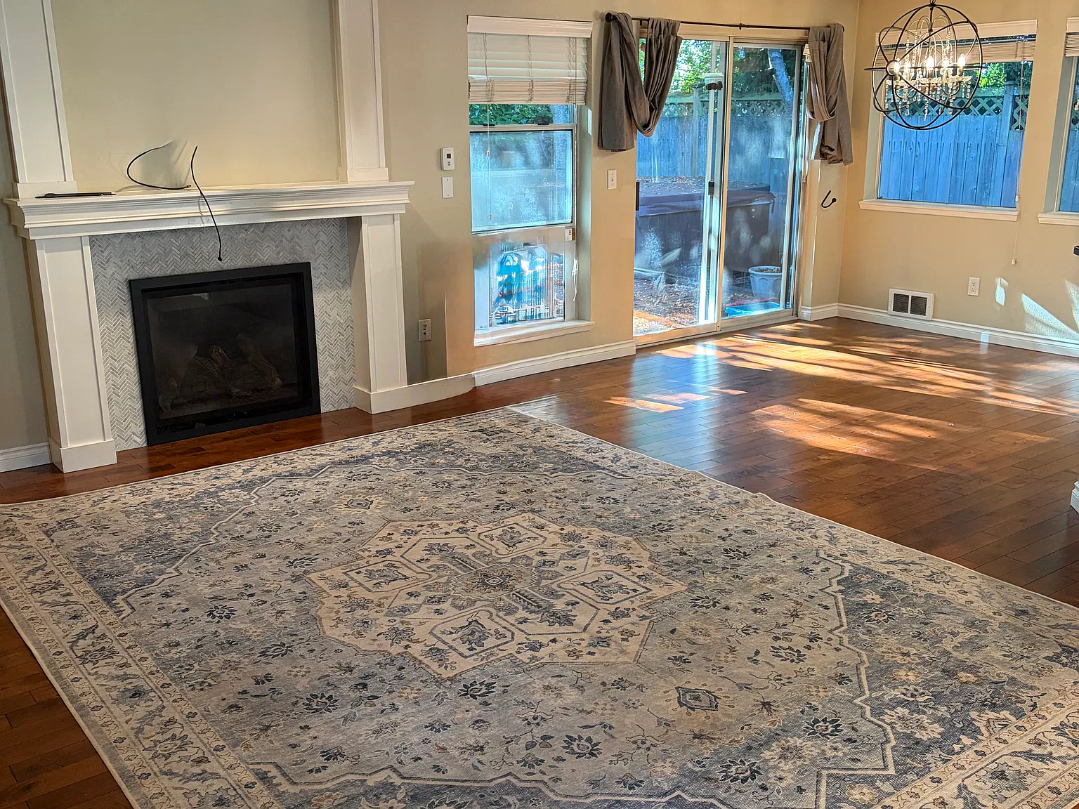 3 bed, 1232 sqft, $3,000 — Photo 3