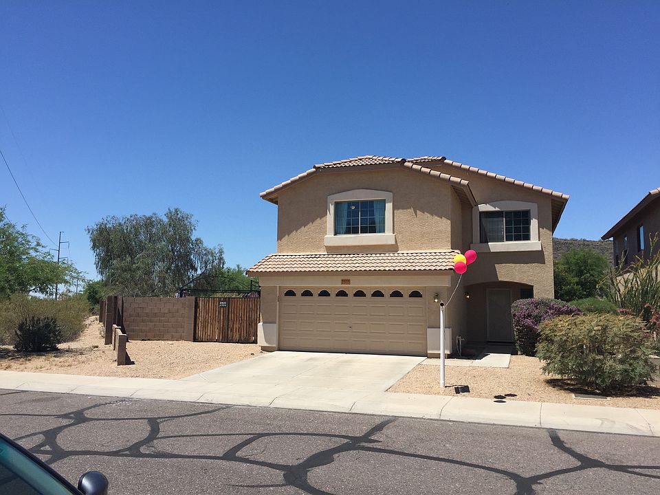 1st image of 2207 E Heston Dr