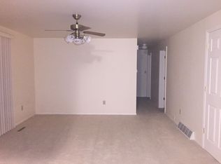 1949 6th St, Marinette, WI 54143