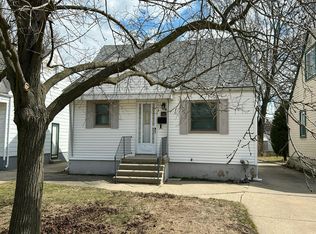 26074 Pattow St, Roseville, MI 48066