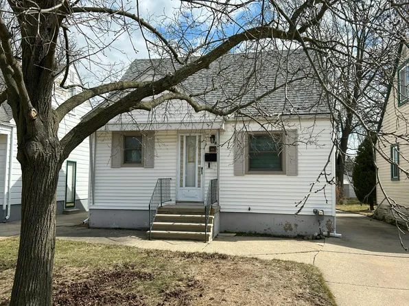 26074 Pattow St, Roseville, MI 48066